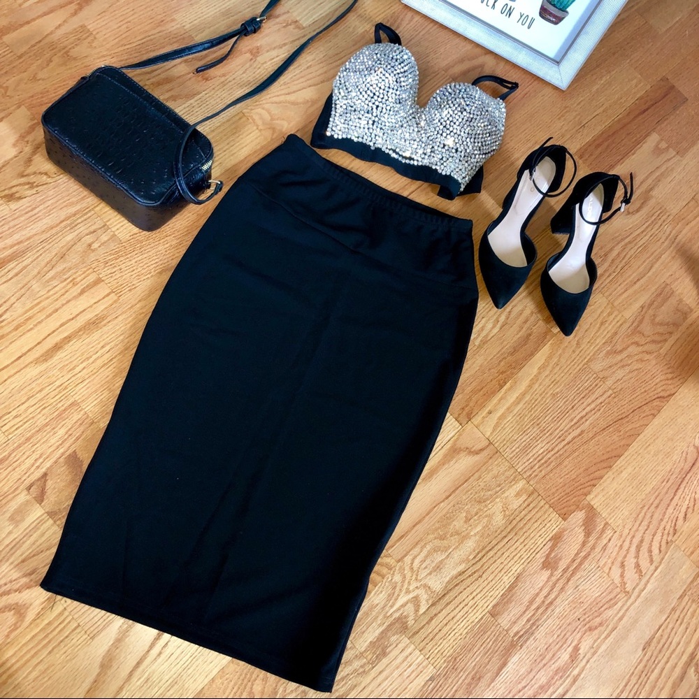 🖤 NWOT Black Pencil Skirt 🖤